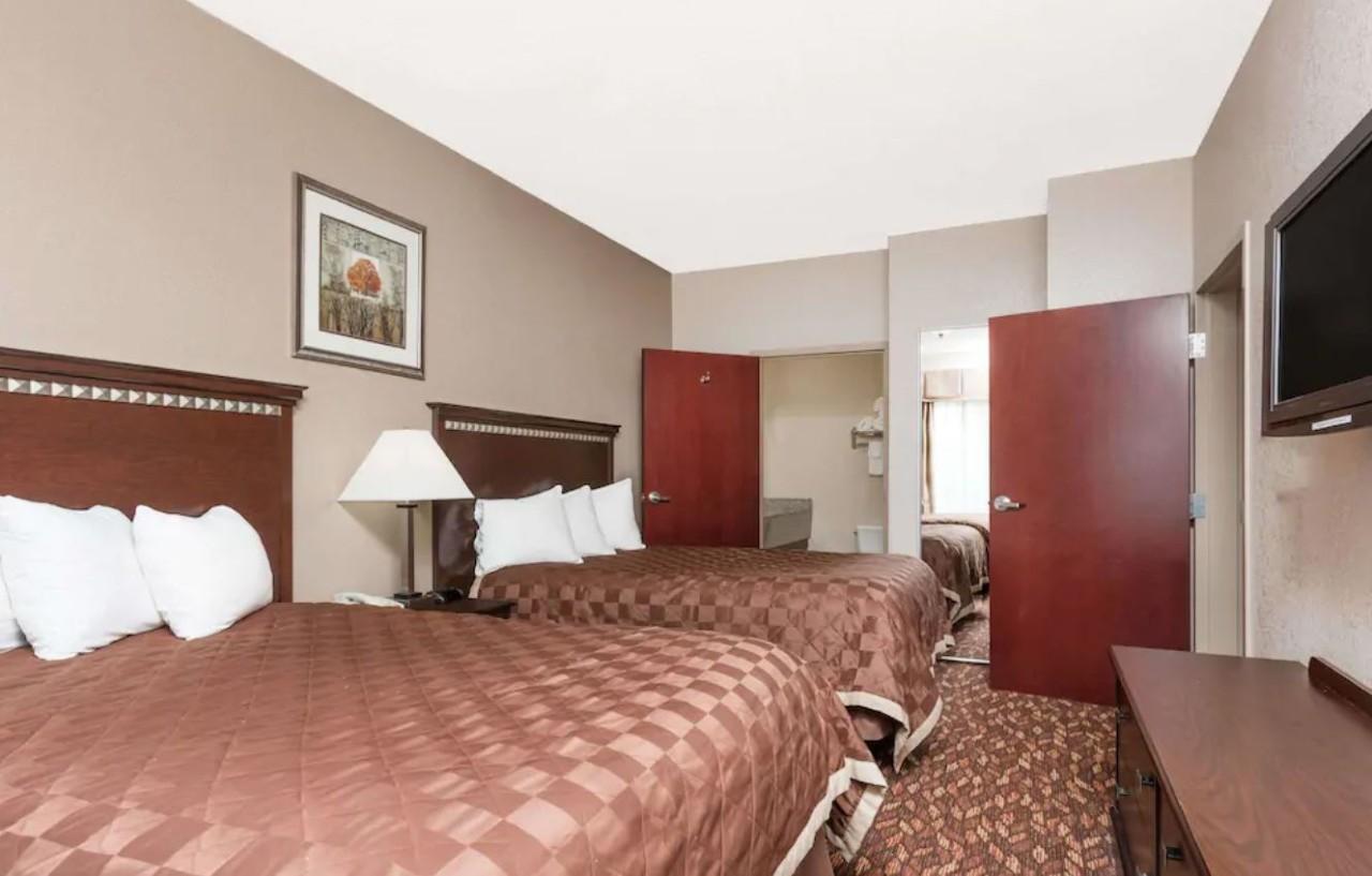 La Quinta Inn & Suites By Wyndham Augusta Fort Eisenhower Kültér fotó