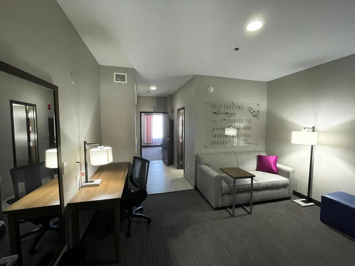 La Quinta Inn & Suites By Wyndham Augusta Fort Eisenhower Kültér fotó