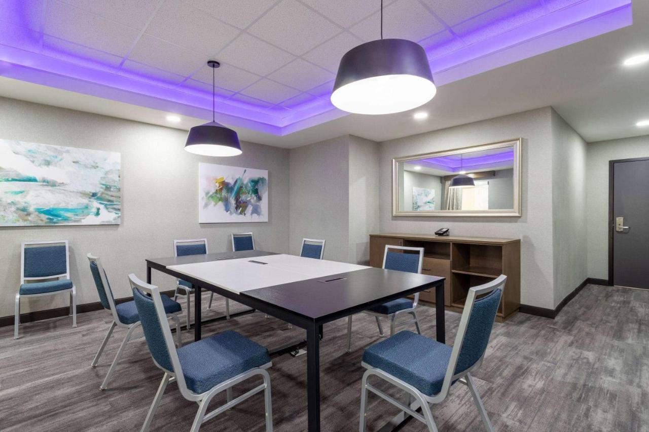 La Quinta Inn & Suites By Wyndham Augusta Fort Eisenhower Kültér fotó