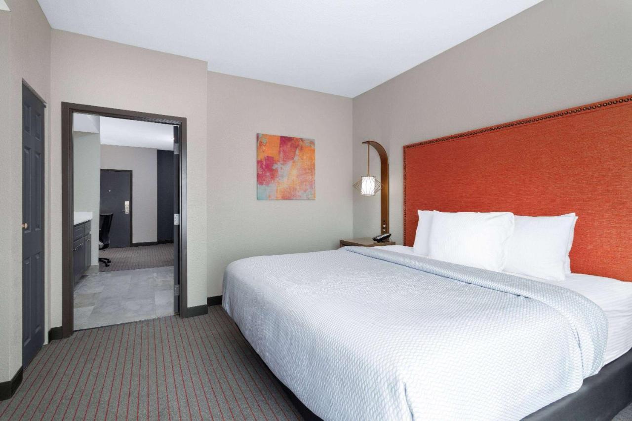 La Quinta Inn & Suites By Wyndham Augusta Fort Eisenhower Kültér fotó