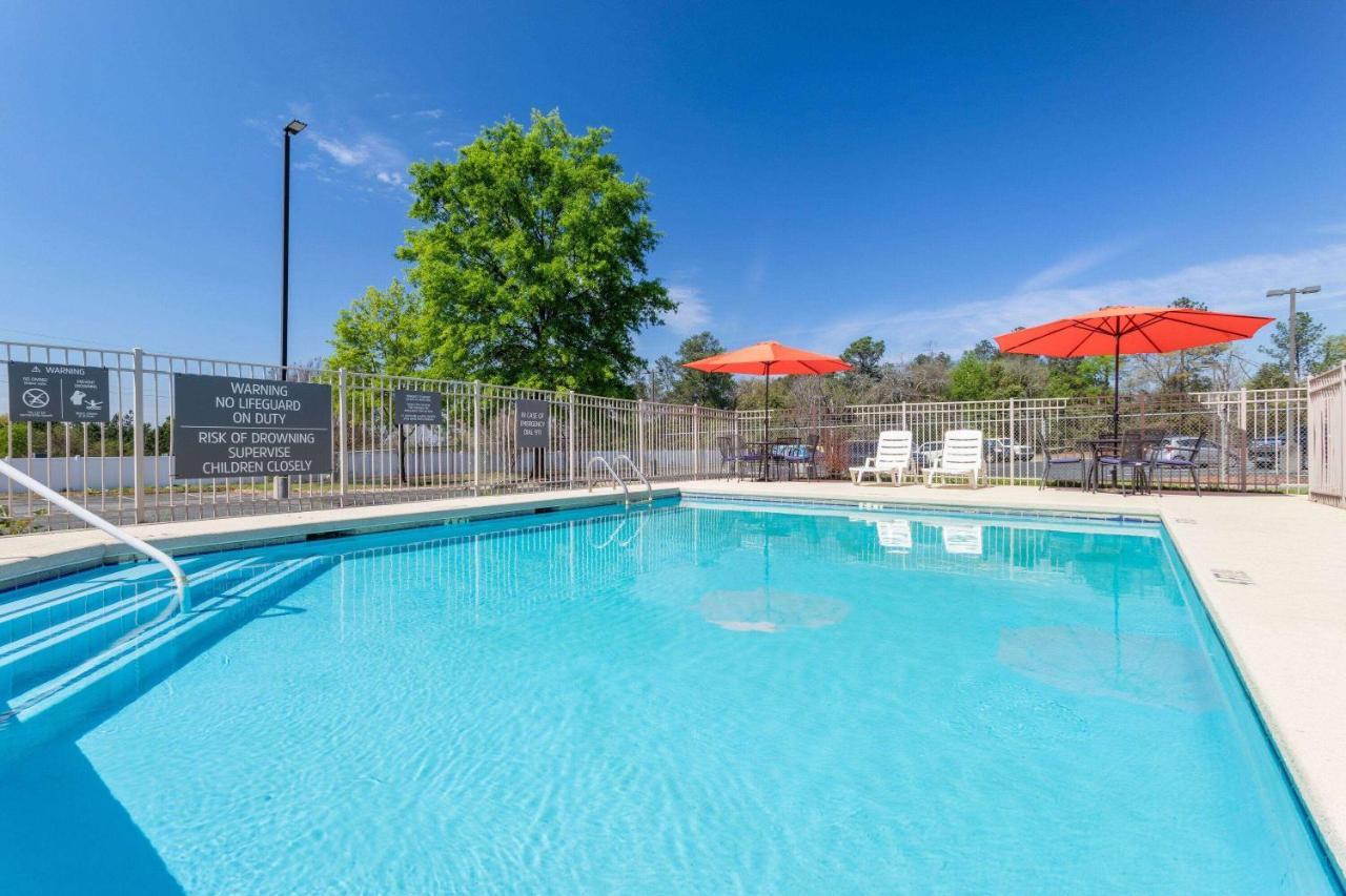 La Quinta Inn & Suites By Wyndham Augusta Fort Eisenhower Kültér fotó